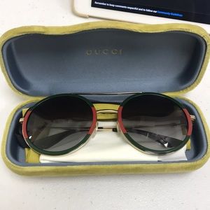 AUTHENTIC GUCCI ROUND SUNGLASSES LIKE NEW
